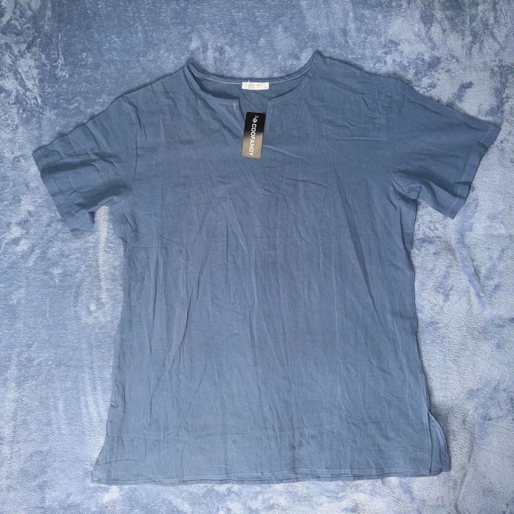 Blue linen blend t-shirt with a relaxed fit